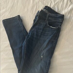 Hollister men’s Medium Blue ripped Skinny Jeans